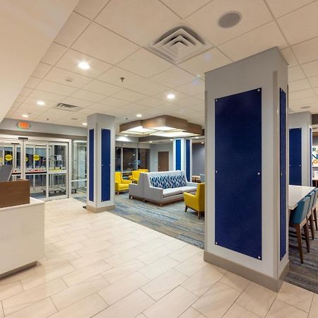 Holiday Inn Express & Suites - Harrisonburg University Area By Ihg المظهر الخارجي الصورة