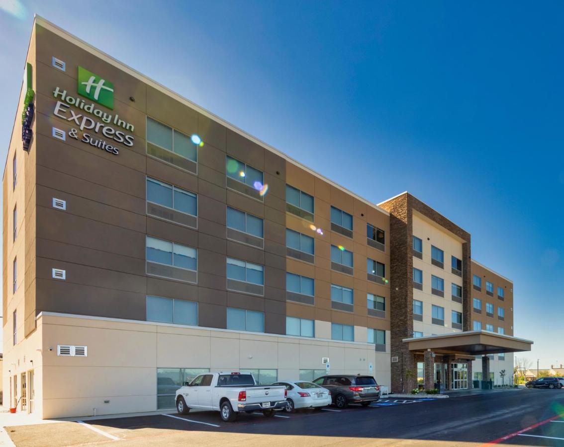 Holiday Inn Express & Suites - Harrisonburg University Area By Ihg المظهر الخارجي الصورة