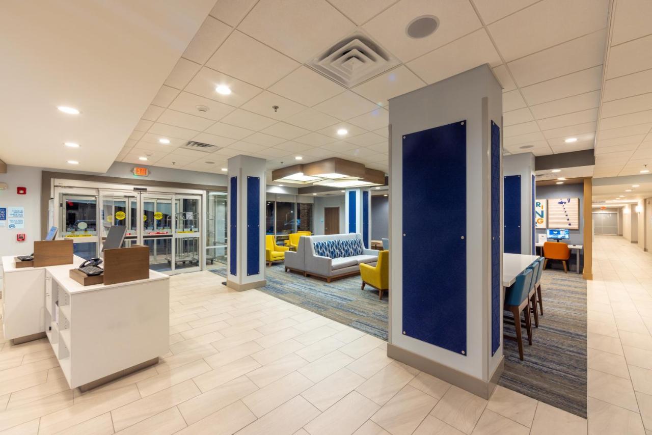 Holiday Inn Express & Suites - Harrisonburg University Area By Ihg المظهر الخارجي الصورة