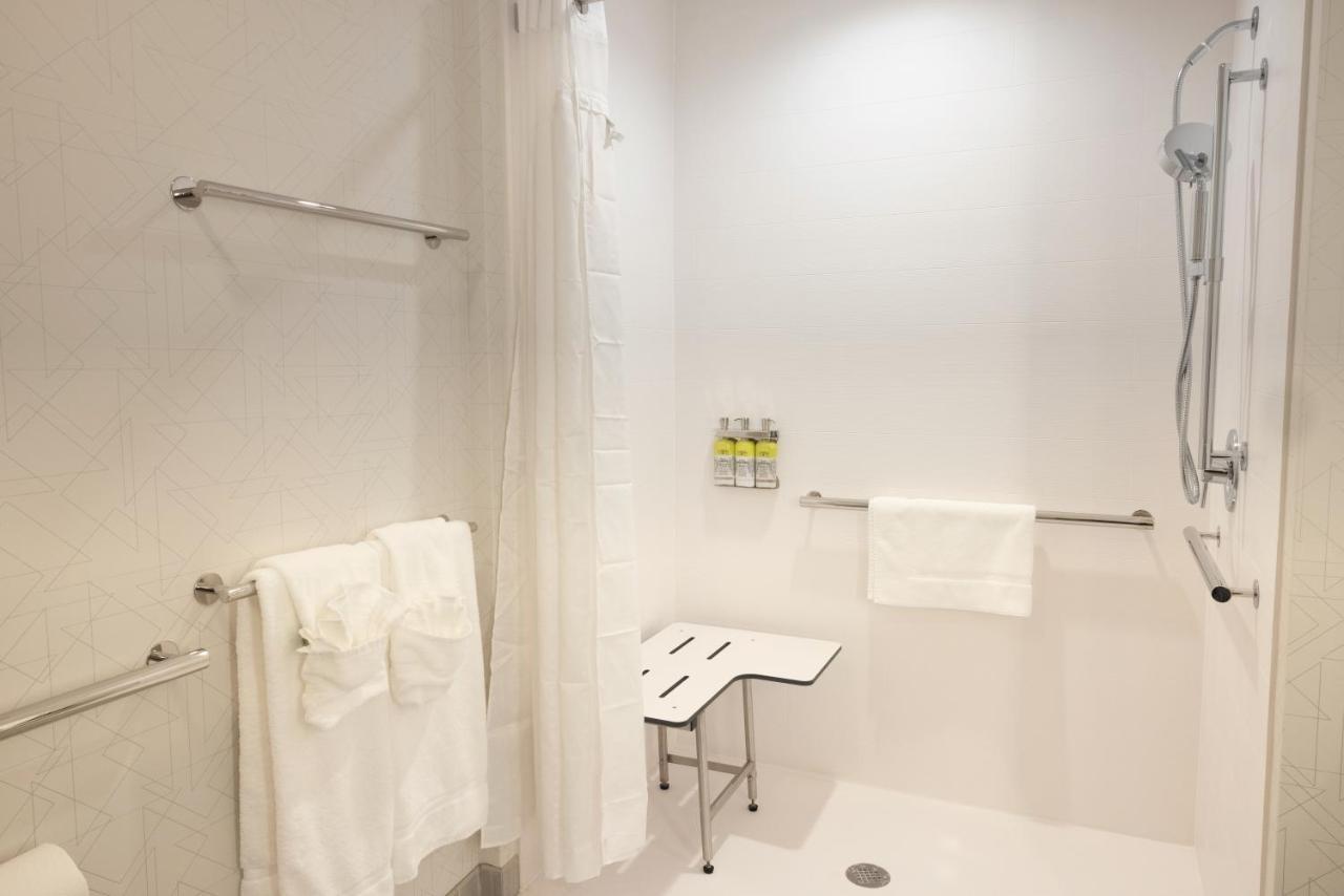 Holiday Inn Express & Suites - Harrisonburg University Area By Ihg المظهر الخارجي الصورة